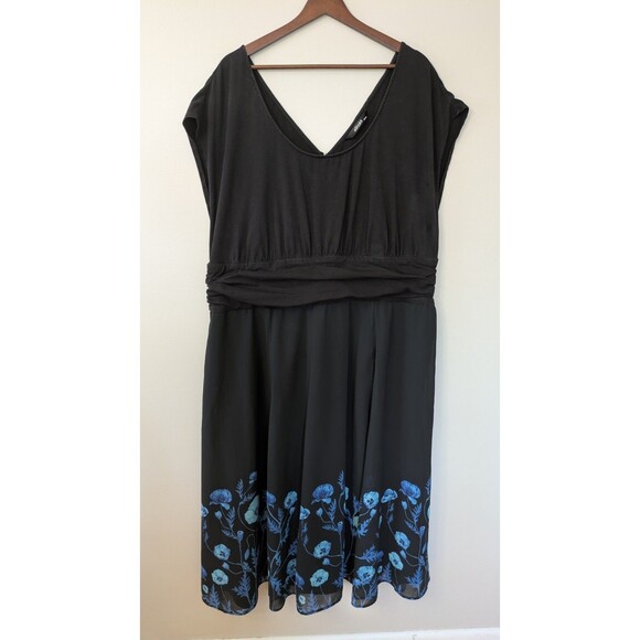 eShakti Floral Maxi Dress 3X 26W Black Blue Whimsigoth Pockets - Picture 1 of 11